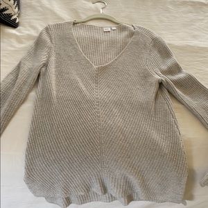Gap sweater